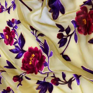 Excellent Quality Print Bornout Nylon Rayon Velvet Fabric for Cloth China Supplier
---procurement customization--(https://www.xinlangtextile.com/)