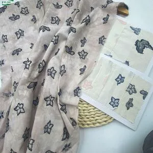 Wholesale High Quality Breathable Plain Dyed Woven Jacquard Cotton and Viscose Fabric for Boys & Girls Shirts
---procurement customization--(https://www.xinlangtextile.com/)