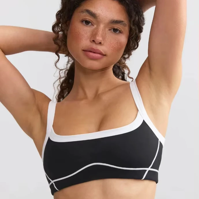 OEM fitness wear Color contrast square neck Yoga sports bra Fashion outside wear shoulder strap remove chest pad for women adult