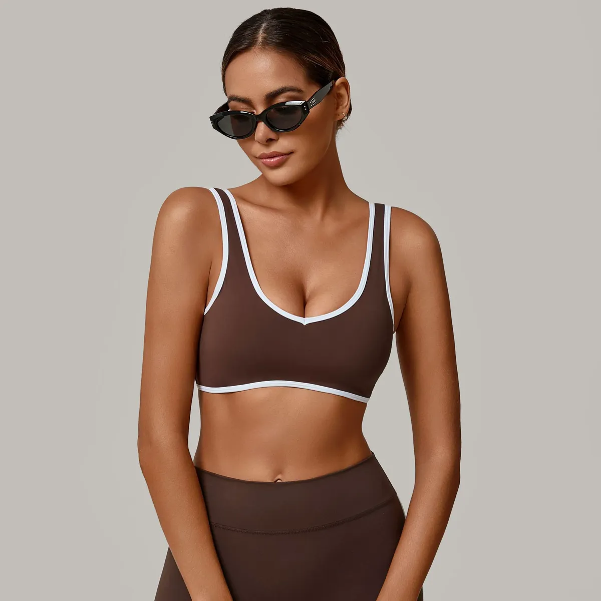 New Arrival Contrast Color Wide Straps Sports Bra Shockproof Outdoor Fitness Women's One-piece Yoga Bra
