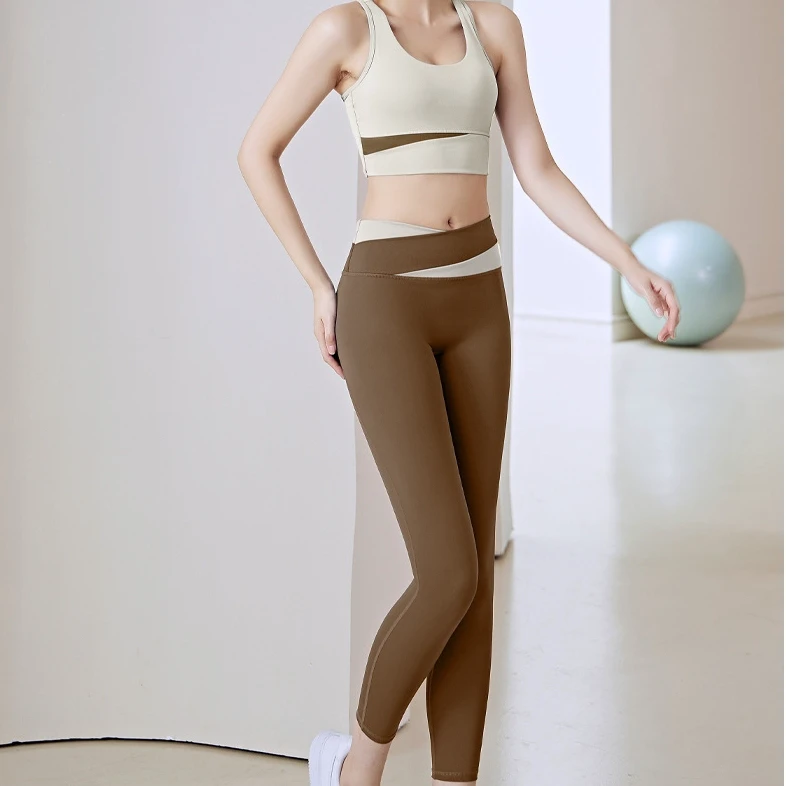 Solid Pattern Yoga Wear Sets Spliced Color Blocking Elastic Waist Closure Breathable Tight Fitting Hip Lifting Fitness Outfit