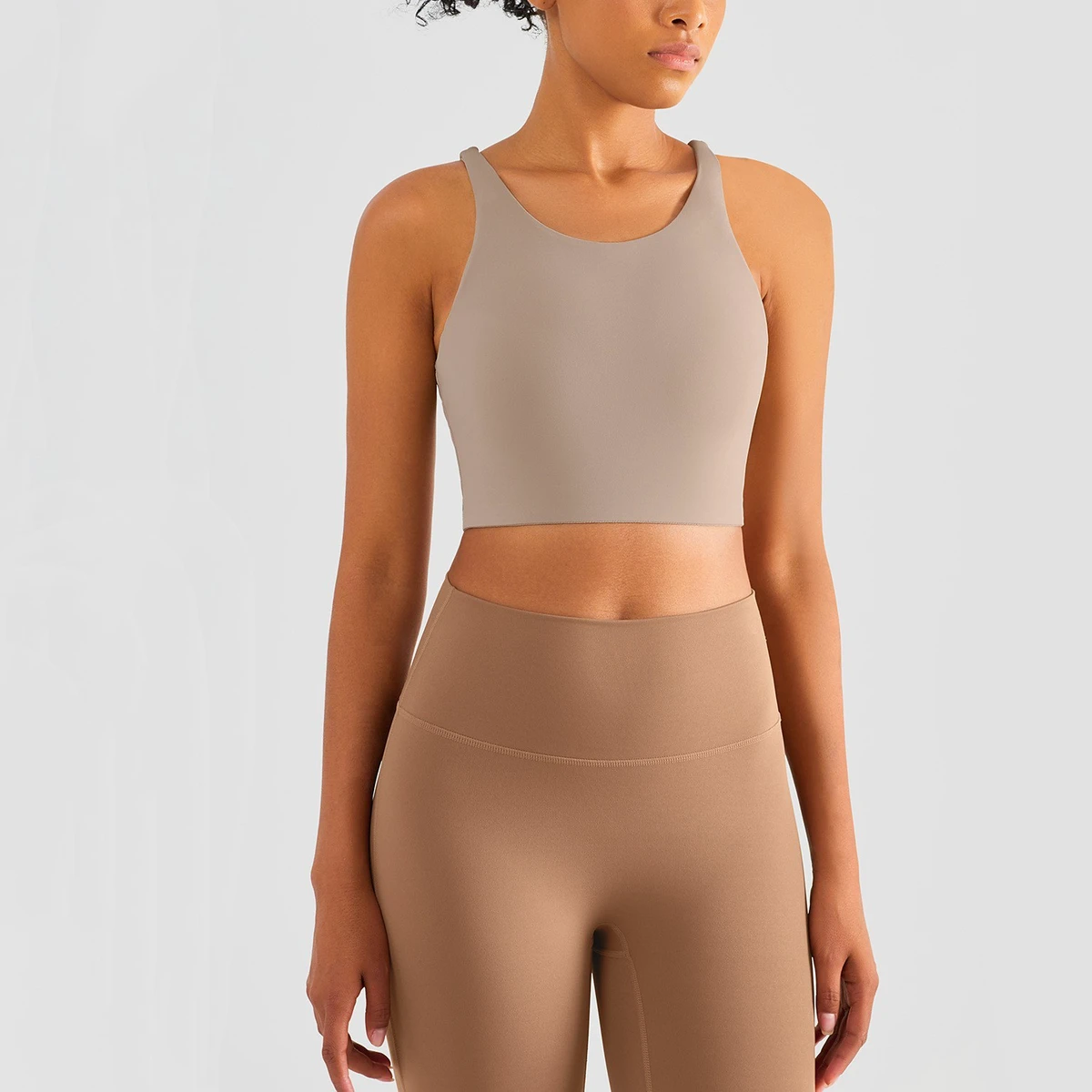 Comfortable Cross Strap Yoga Bras Spandex Nylon Material Skin Friendly Fitness Vest with Naked Feel Plain Workout Gear