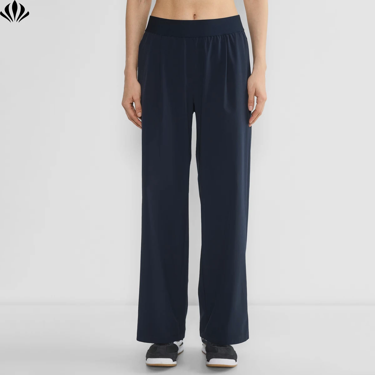 Women's Relaxed Fit Lightweight Stretch Quick Dry Mid-rise Track Pants