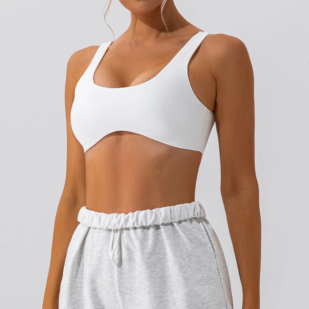 Custom LOGO Modern Novel Design Wholesale Price Girls Hot Sex Seamless Sports Bra Beauty Back Naked Feeling Bra with Chest