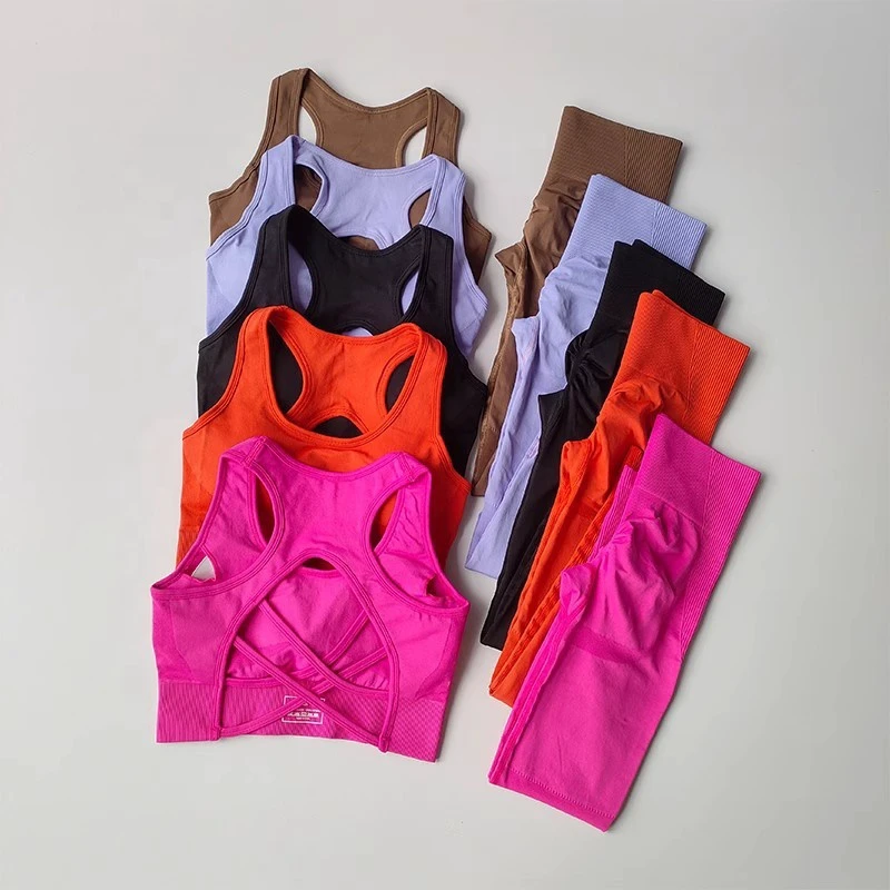 Custom Seamless Quick Dry Moisture Wicking 2-Piece Yoga Set For Women Gym