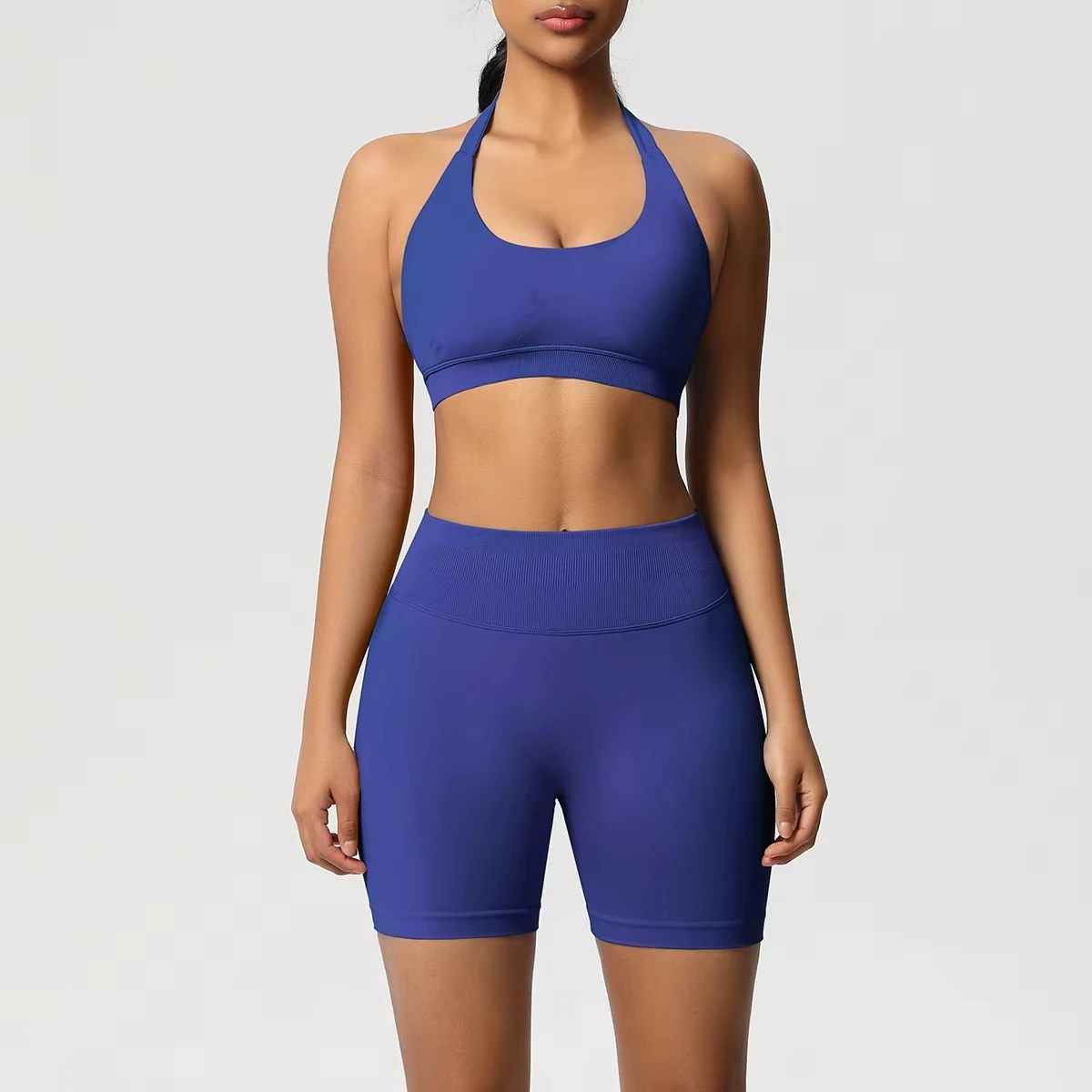 Wholesale Women’s 2-Piece Gym Set Adjustable Strap Sports Bra and Mid Waist Shorts Solid Front Seamless Quick Dry Workout