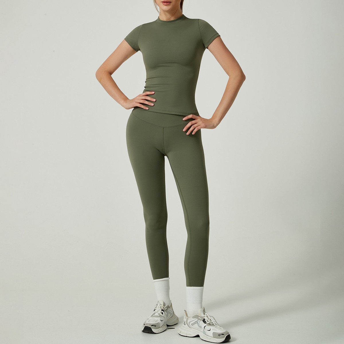 Quick-Dry Yoga Set Spring Summer Short Sleeve Set Women Tight Leggings Premium Sports Fitness Set