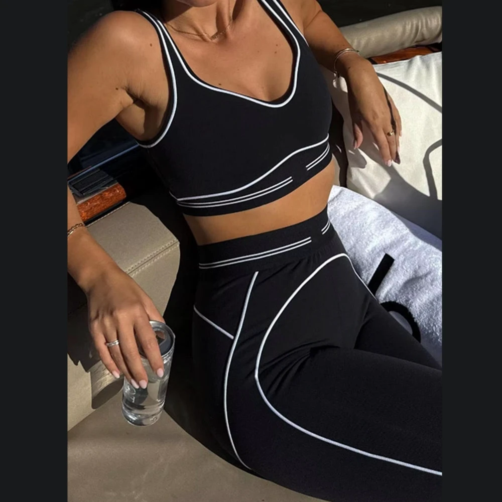 Wholesales Striped Yoga Pilates Stretch Soft Yoga Set for Women High Waist Leggings Pants Sports Bra 2pcs Set Gym Wear Clothing