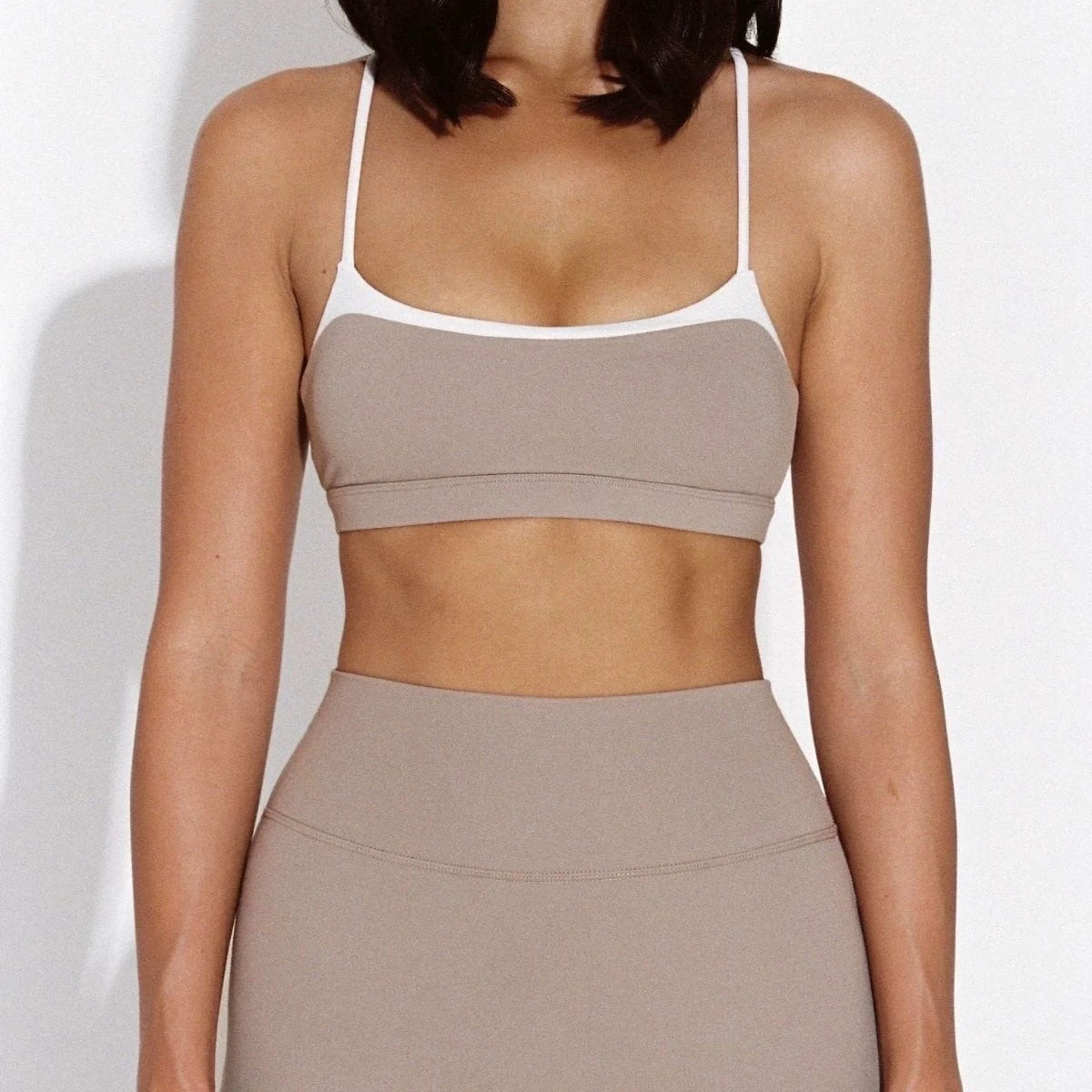 YanRuo Women's High-waisted Elastic Waist Breathable Solid Pattern Yoga Set Quick-drying Pants Two-tone Square Neck Top 2-Piece