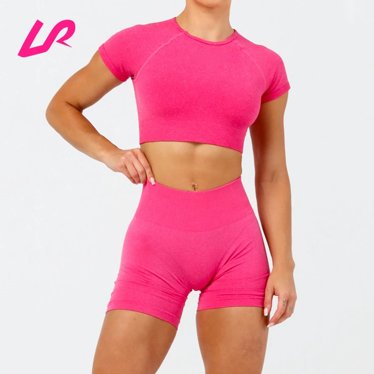 Custom Logo Ladies Hot Pink Gym Suit Short Sleeves Crop Top Scrunch Shorts Light Weight Stretchy Fabric Plain Seamless Yoga Set
