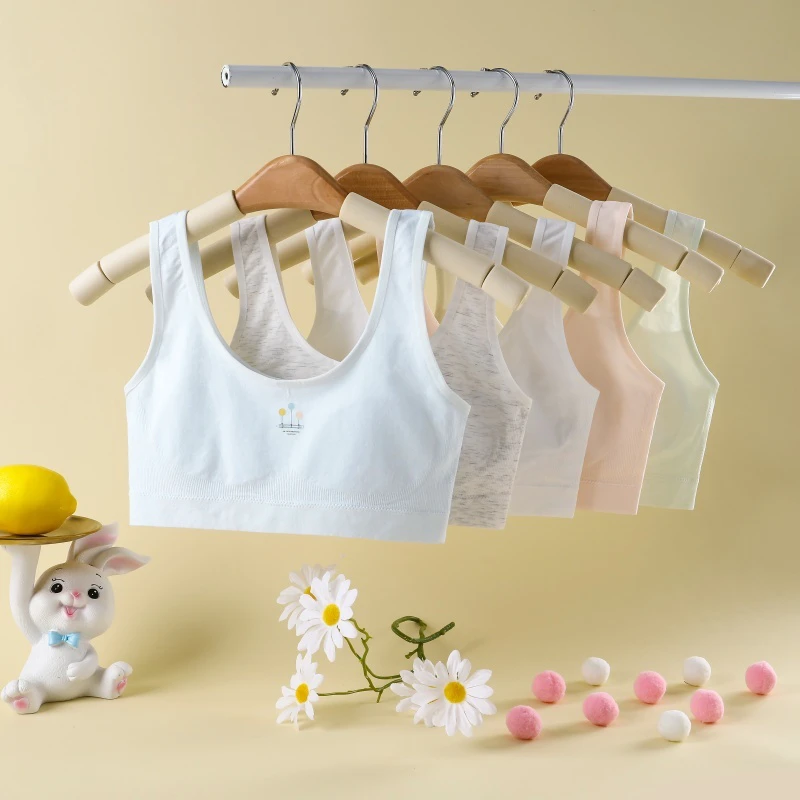 Comfortable Seamless Sports Bra for Students Teenagers Thin Woven Non-adjusted Straps Breathable Everyday Cartoon Design