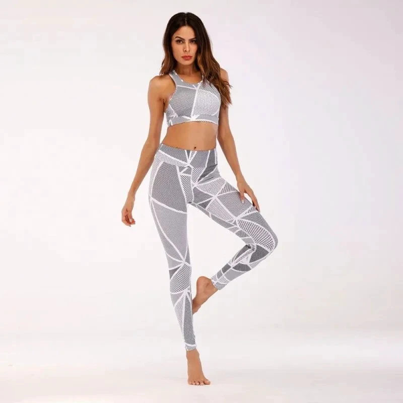 Premium Quality Women's Yoga Set with Reversible Lace Design Washed Finish Customizable 2-Piece Sports Wear