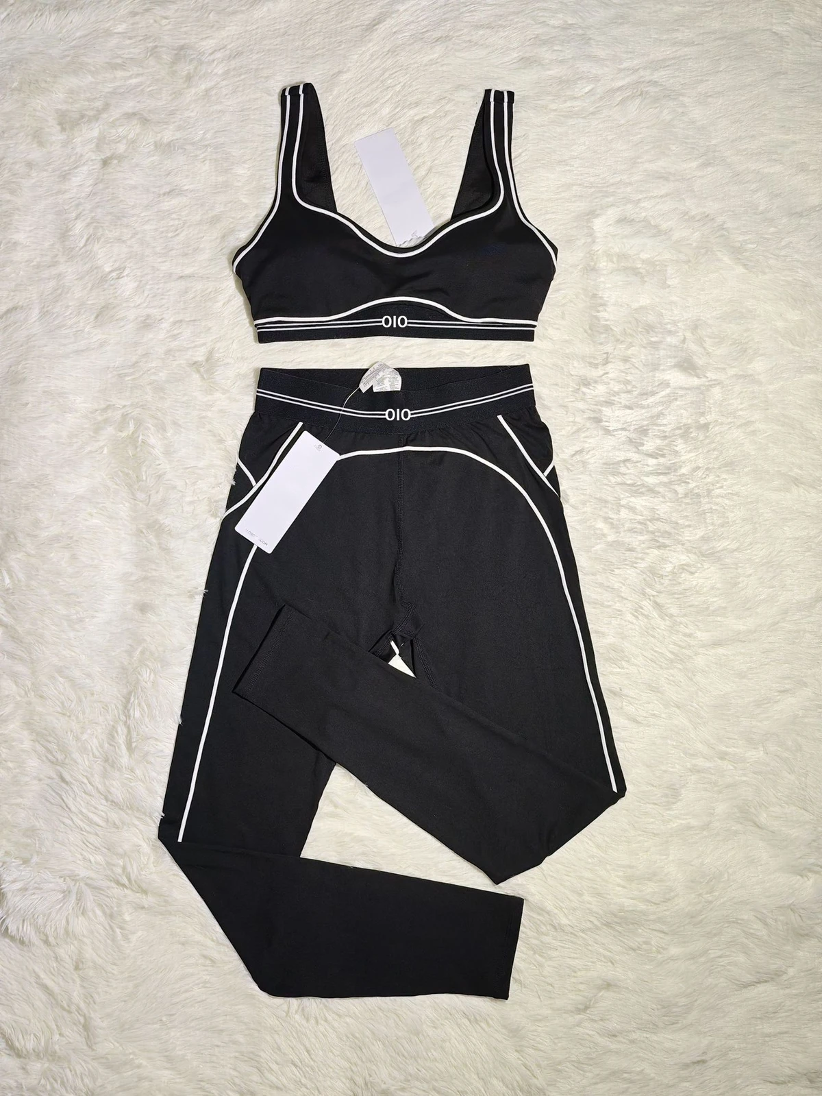Women's Sexy Breathable Ankle-Length Yoga Suit 2-Piece Set Hip-lifting Fitness Sports Wear Solid Pattern