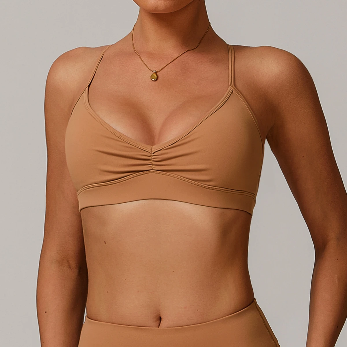 Women's High Support Halter Strap Active Quick-drying Spandex V-neck Yoga Sports Fitness Bra with Pleated Design