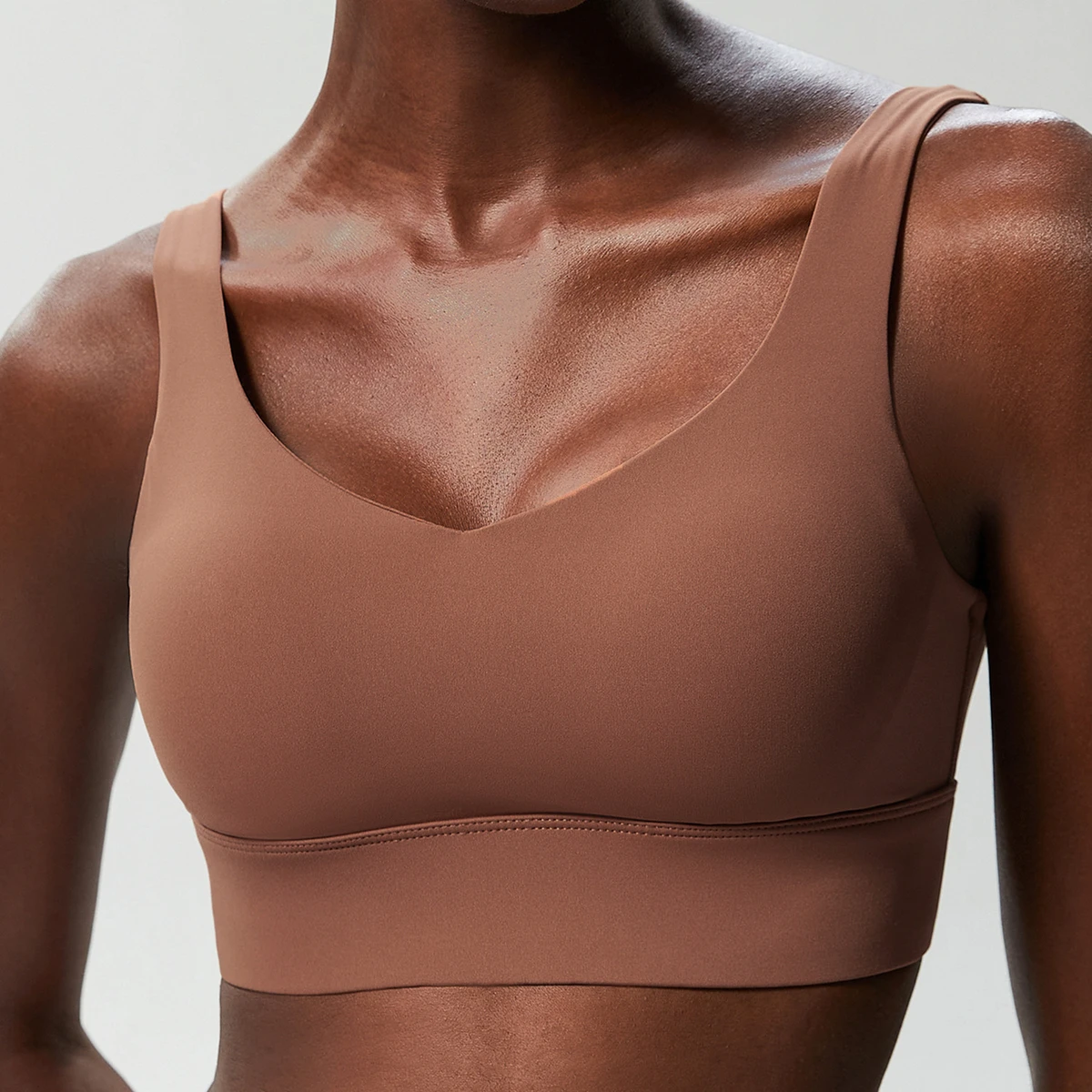 Women's Lightweight Breathable Four-Way Stretch Sports Bra U-Back Buckle Fixed Cup Large Size Yoga Fitness Gym Support