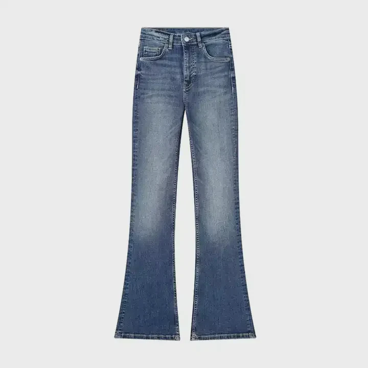 Custom Logo Women's Regular Fit 100% Cotton Straight Denim Casual Jeans Mid Waist Solid Pattern High Quality Autumn Quick Dry