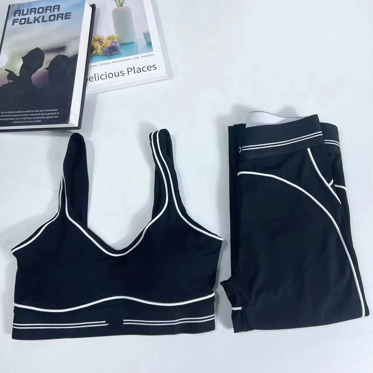Hot Style Fashion Yoga Pilates Stretch Seamless Ribbed High-quality Leggings 2 Piece Set for Women