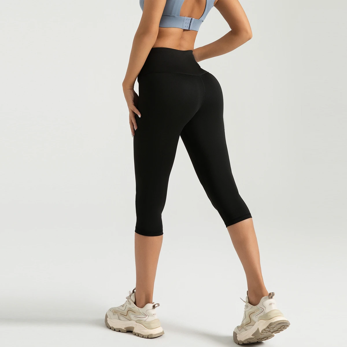 High-Waist Elastic Hip-Lifting Yoga Sports Tights Special Area Peach Three-Point Fitness Pants with Logo at Waist