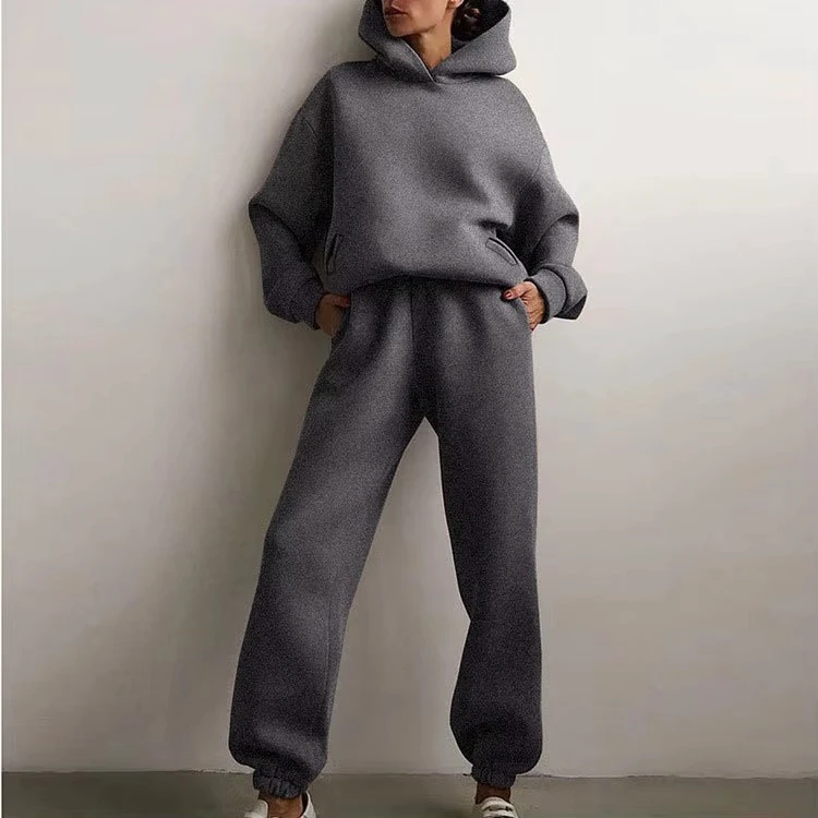 Women Breathable Sportswear Tracksuit For Gym Exercise Running Yoga Training Fitness And Outdoor Use