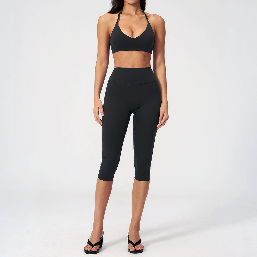 CIYING Women Halter Crop Top and Capri Leggings 2 Piece Workout Set High Waist Capri Leggings Fitness Activewear Set