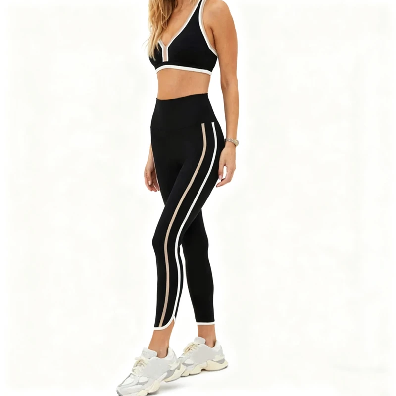 Stylish Black Activewear Set with Contrast Trims Chic Sports Bra Women Yoga Leggings with Side Stripes Fashion Fitness Sets