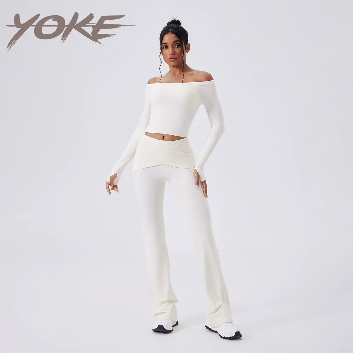 Yoke Off-the-Shoulder Long-Sleeve Sports Bra with High-Waisted Nude-Feel Quick-Dry Long-Sleeve Yoga Set for Running and Fitness