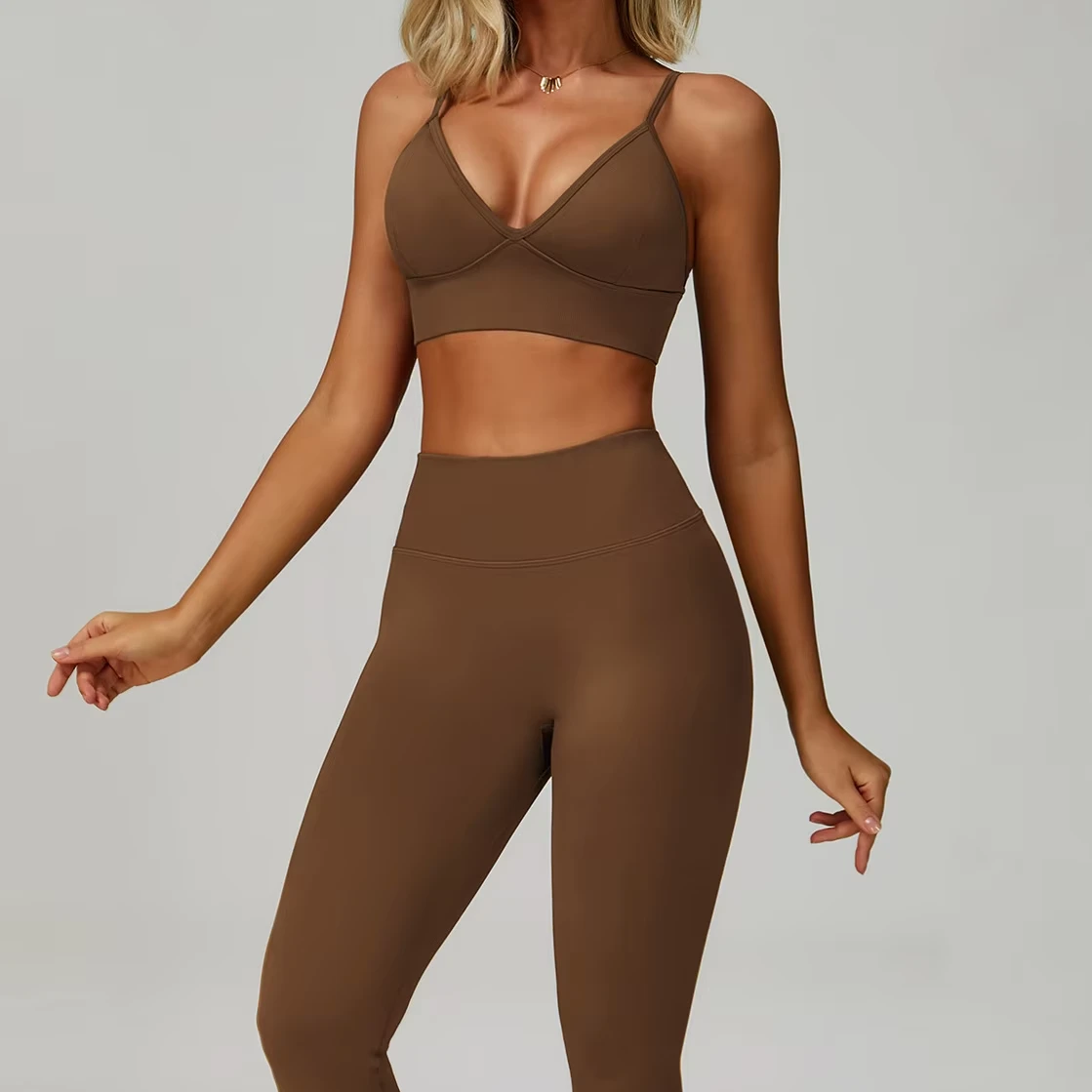 Seamless 2-Piece Yoga Set Outdoor Running Quick-Drying Fitness Breathable Plus Size Fitness Wear Solid Shorts Front Waist