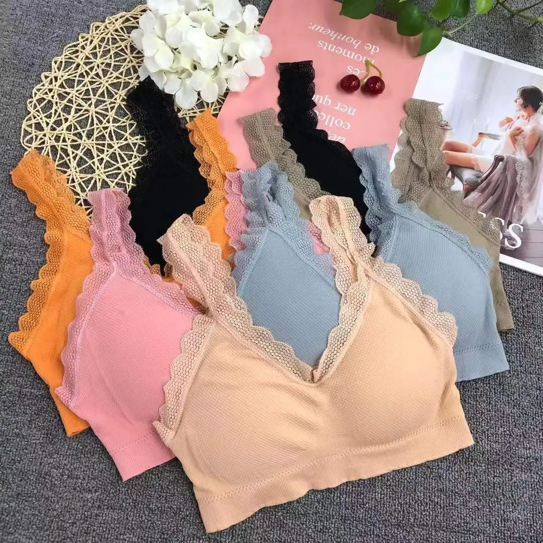 Wholesale Comfortable Adult Women's Sexy One-piece Training Bras with Lace Rhinestone Adjustable Straps Nylon/Cotton Sport Bras