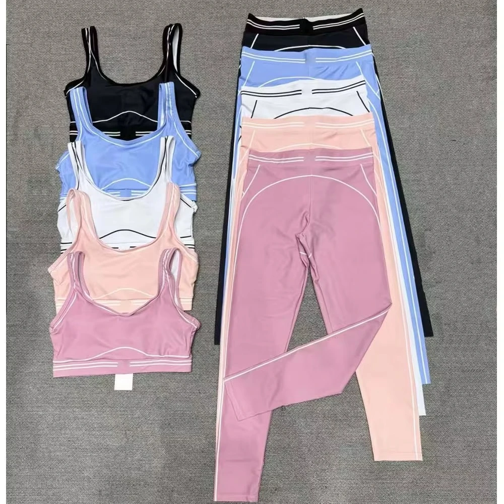 Custom Women Yoga Two-Piece Solid Shorts Reversible Eco-Friendly Breathable Fitness Set Pilates Seamless Skin-Friendly Front