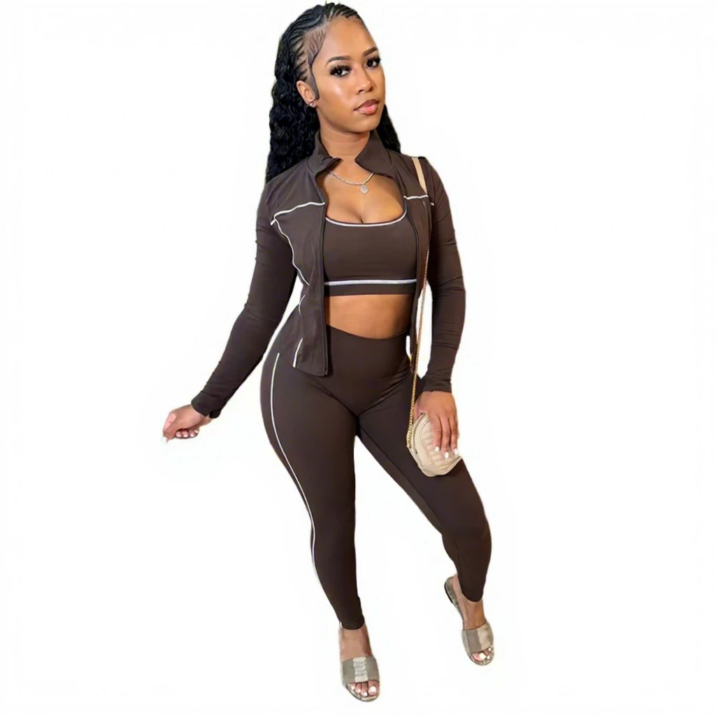 Women's Yoga Set, Fashionable Sports Outfit, Breathable and Sweat-wicking.