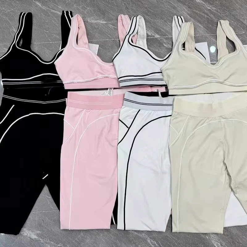 Factory Direct Fashion Yoga Pilates Stretch Breathable Plaid Front Logo Ruched Waist High Quality Leggings 2-Piece Set Ladies
