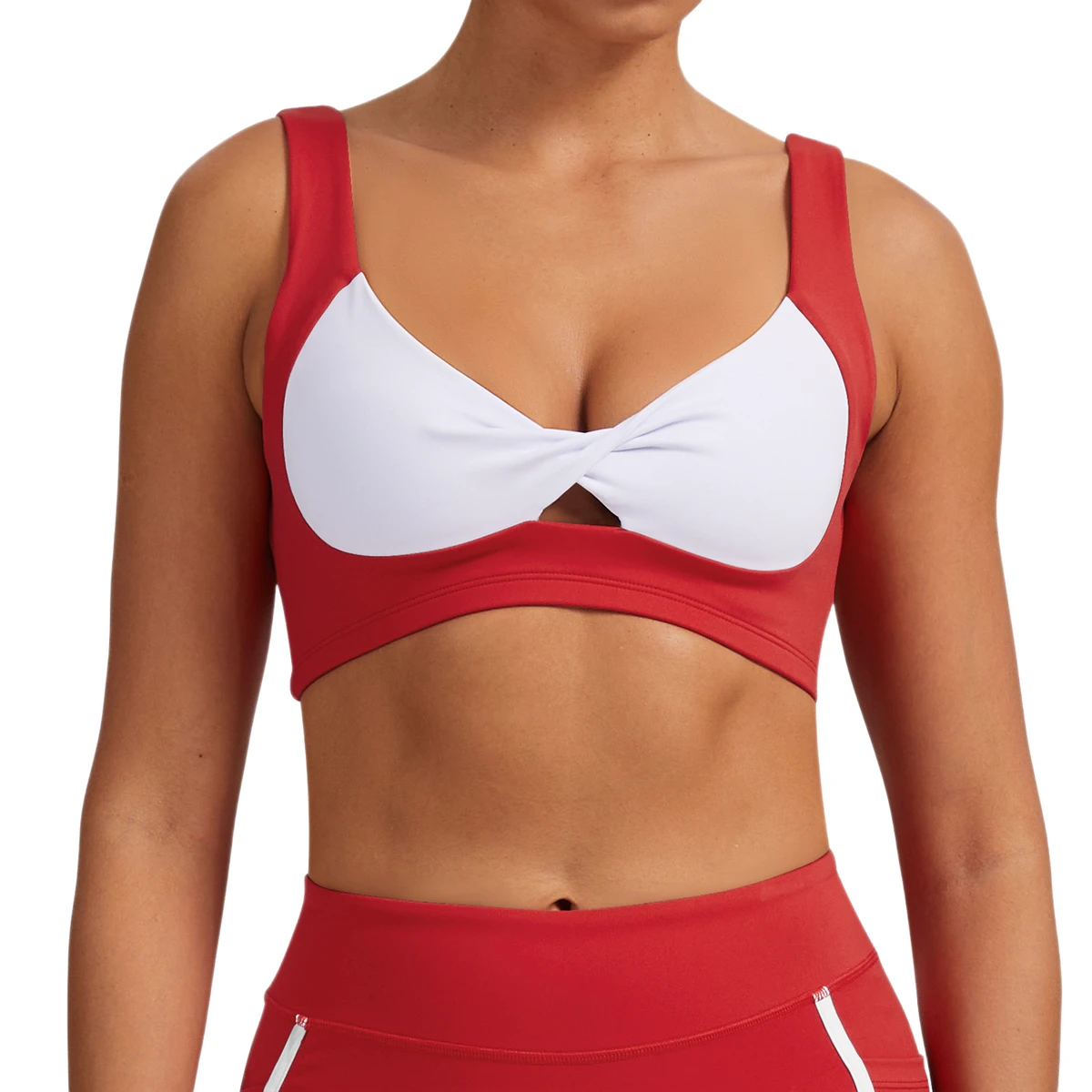 Twisted Front Lightweight Breathable High Support V-neck Adjustable Strap Yoga Bra Removable Chest Pad Women Solid Yoga Sports
