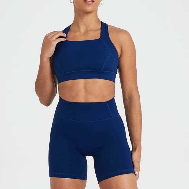 Yoga Set With Shorts Workout Activewear Seamless Breathable Comfortable Flexible Lightweight Outfit For Training And Fitness