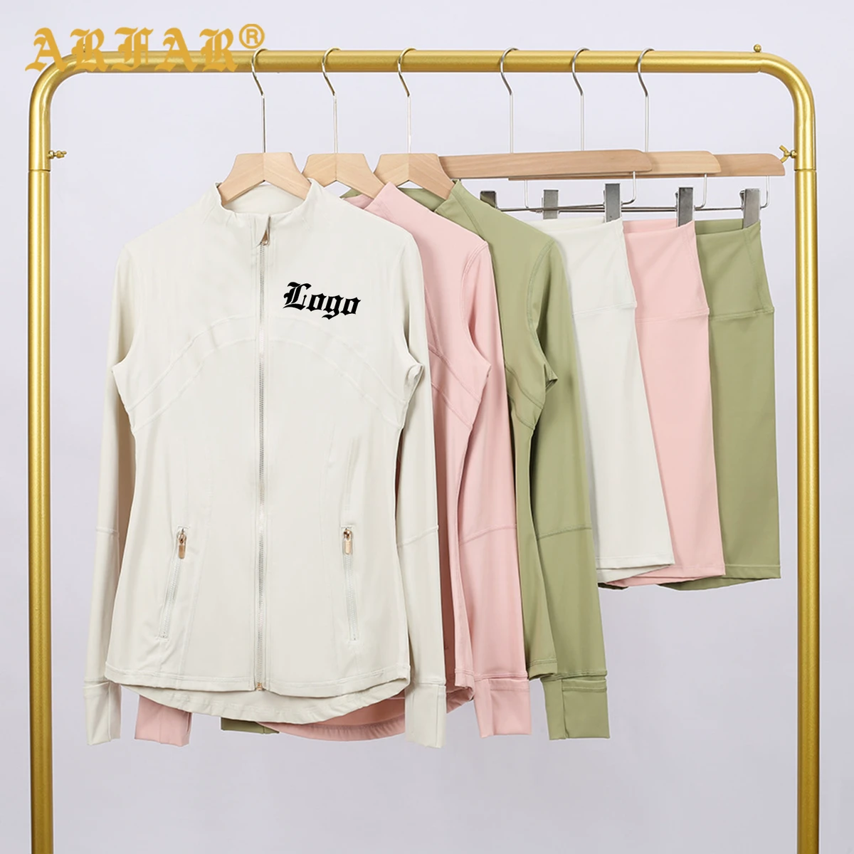 Yoga Workout Clothes Sets Custom Long Sleeve Gold Zipper Jacket Seamless Shorts Women's Two Piece Sportswear Set for the Gym