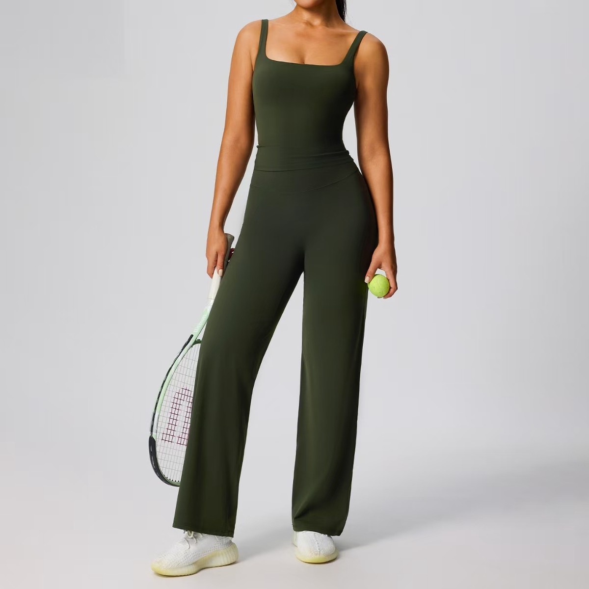 New Wide-Leg Activewear Set for Women - 2-Piece Outdoor Casual Sportswear with Slim-Fitting Straight Legs, Suitable for Yoga