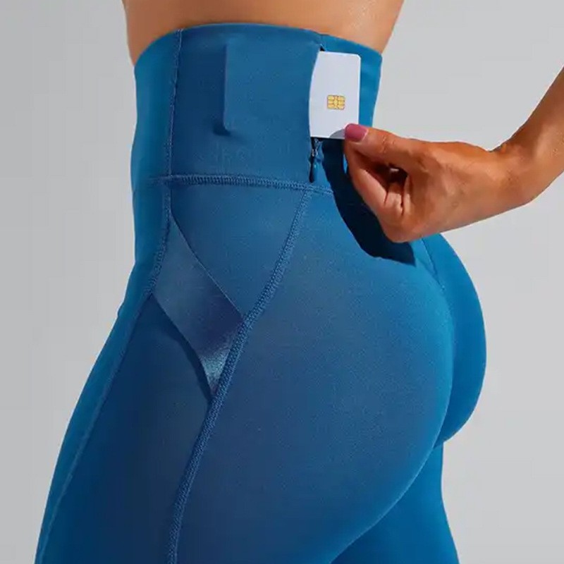 Plus Size Solid Seamless Pocket High Waist Yoga Leggings with Tummy Control & Butt Lift Spandex/Nylon for Running