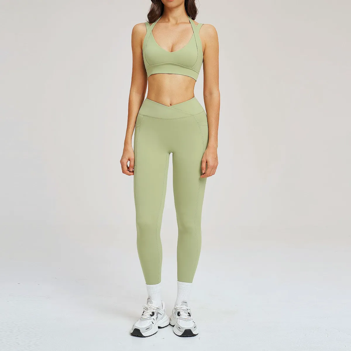 Women's Solid Plus Size V-Neck Sports Bra & High-Waisted Leggings Yoga Set-Quick Dry Breathable Eco-Friendly Workout Fitness