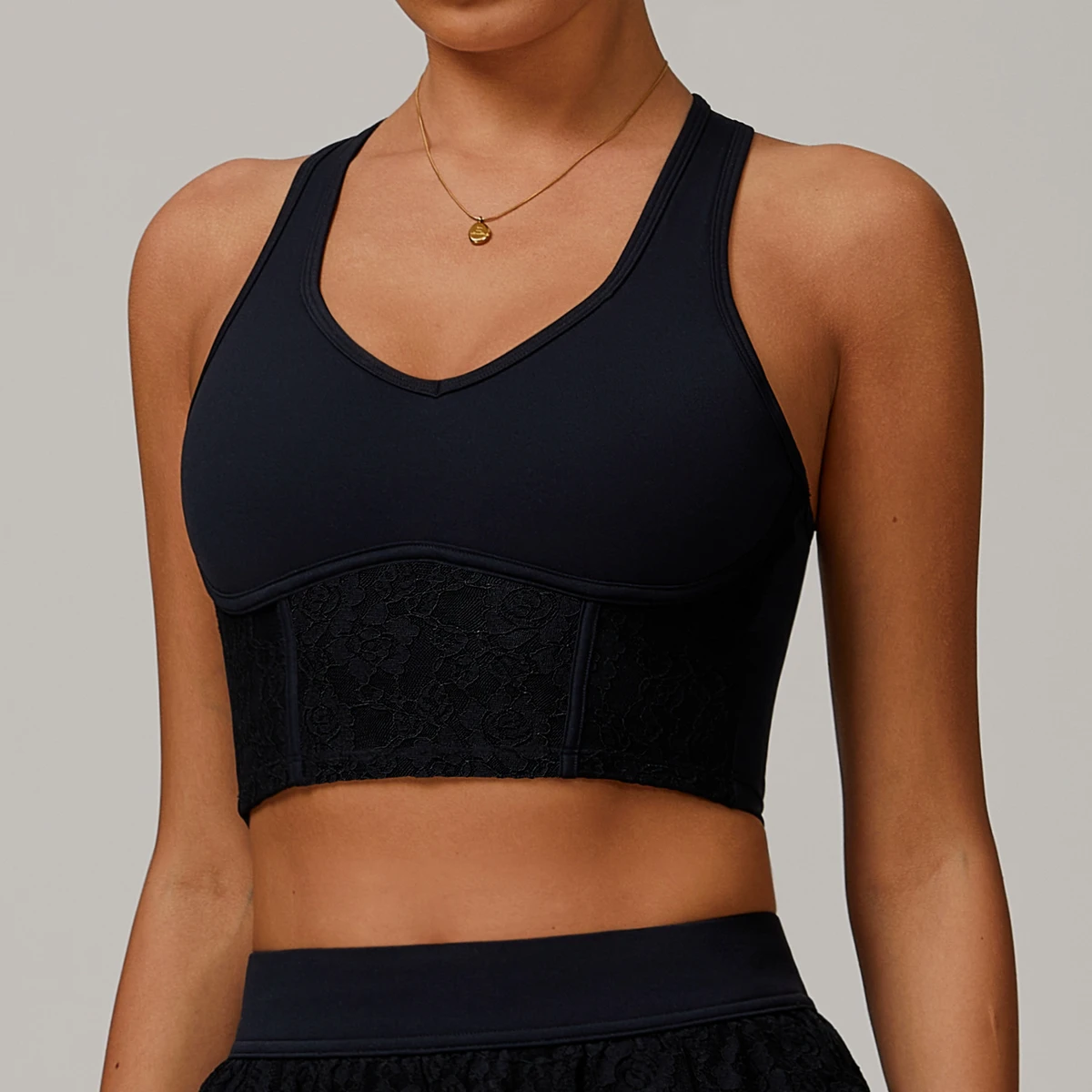 New Design Lace Mesh Sexy Yoga Bra Nudity Breathable Fitness Sports Bra Soft Slimming and High Elastic Women's Top Bra for 2025