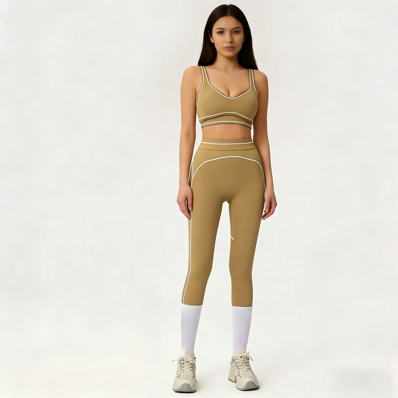 Wholesale Yoga Sets: Breathable, Quick-Dry Two-Piece Set with Front Logo for Women