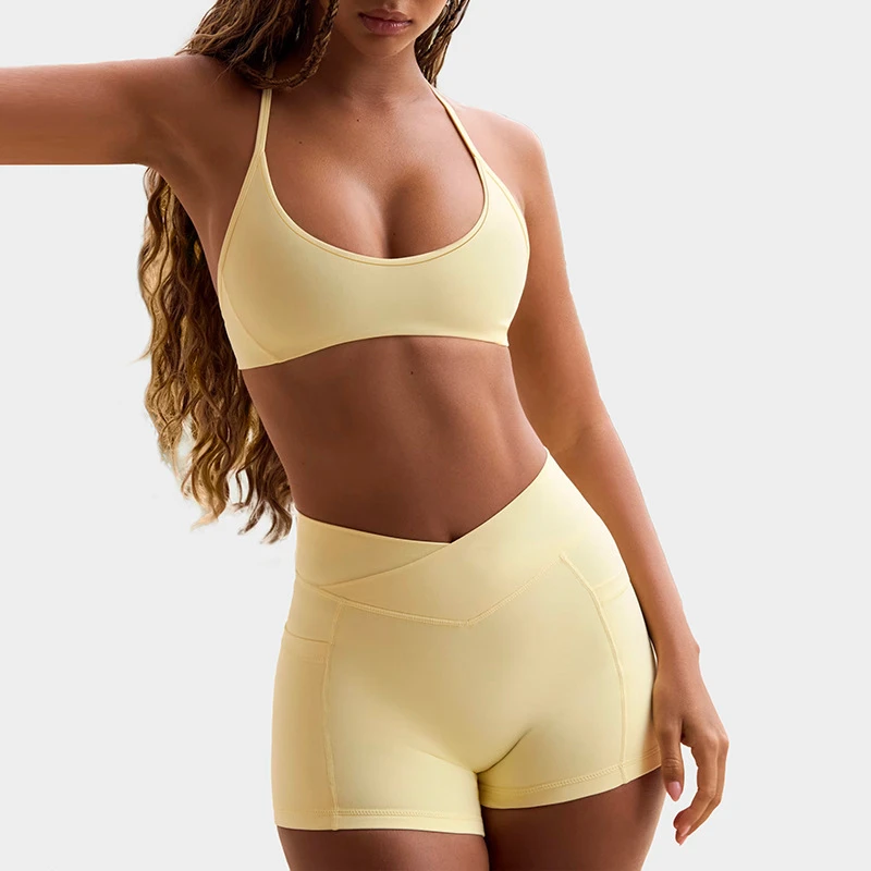 High Elasticity Solid Sweat Absorbing Neck Hanging Sports Bra Set, Cross Waist Three Part Shorts Yoga Suit 2-piece Set
