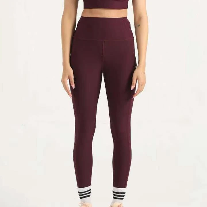 Lightweight Women's Yoga Pants High-Waisted Full-Length Hollow Out Printed Design Elastic Waistband Custom Logo Options In-Stock