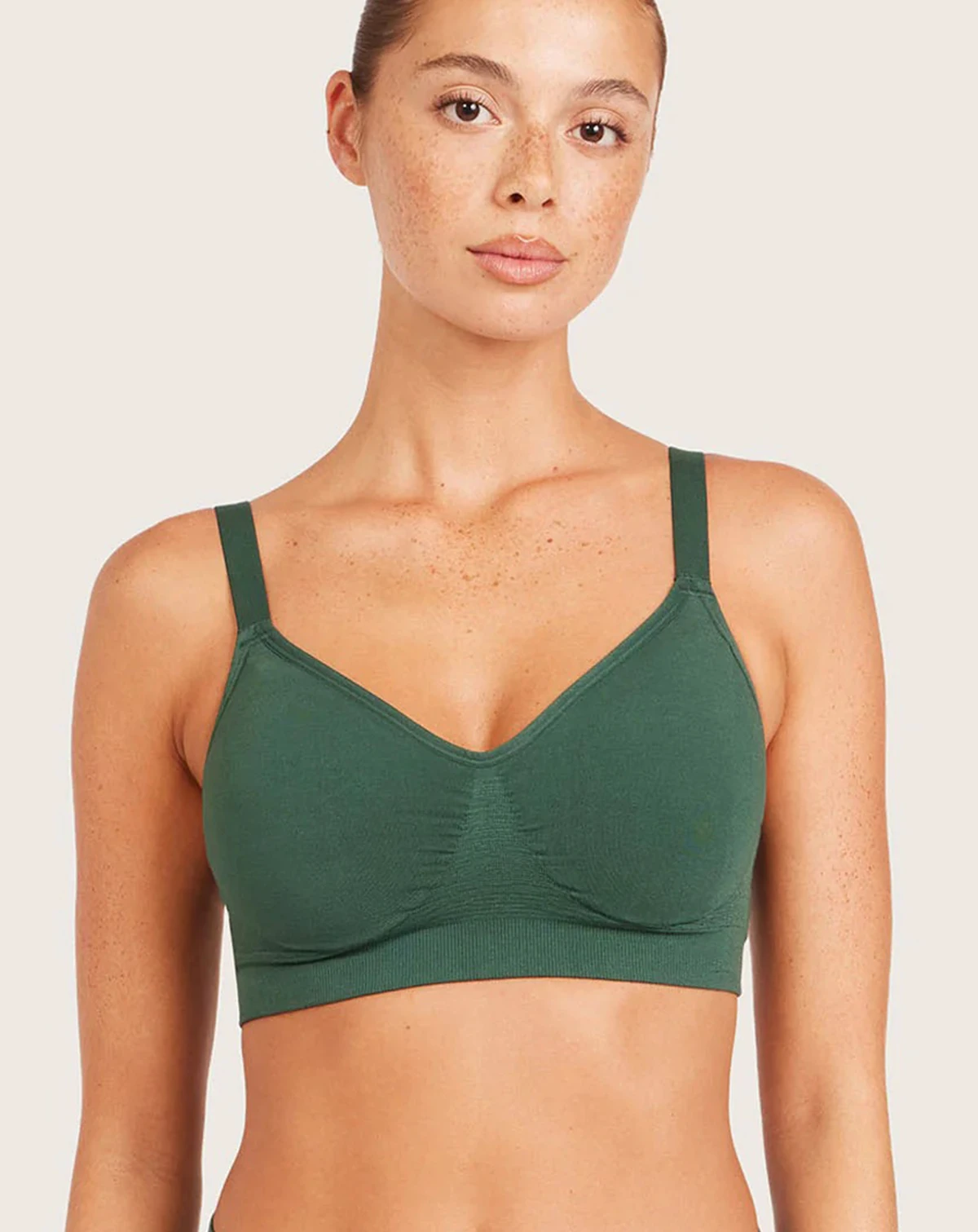 XL Size Women's Medium Support V-Neck Adjustable Straps Printed Yoga & Running Sports Bra Solid Green Breathable Spandex/Nylon