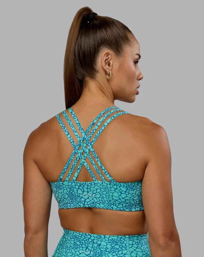 Custom Pattern Stretch Polyester Running Wear Breathable Fashion Removable Pad Sports Bra Back Cross Printing Yoga Bra for Woman