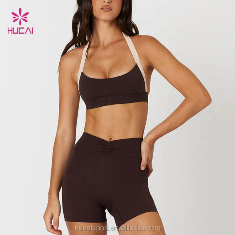 ODM HUCAI Custom Color Contrast Yoga Bra Breathable Sexy Wide Neck Strap Two-Tone Halter Crop Top Sports Bra for Women