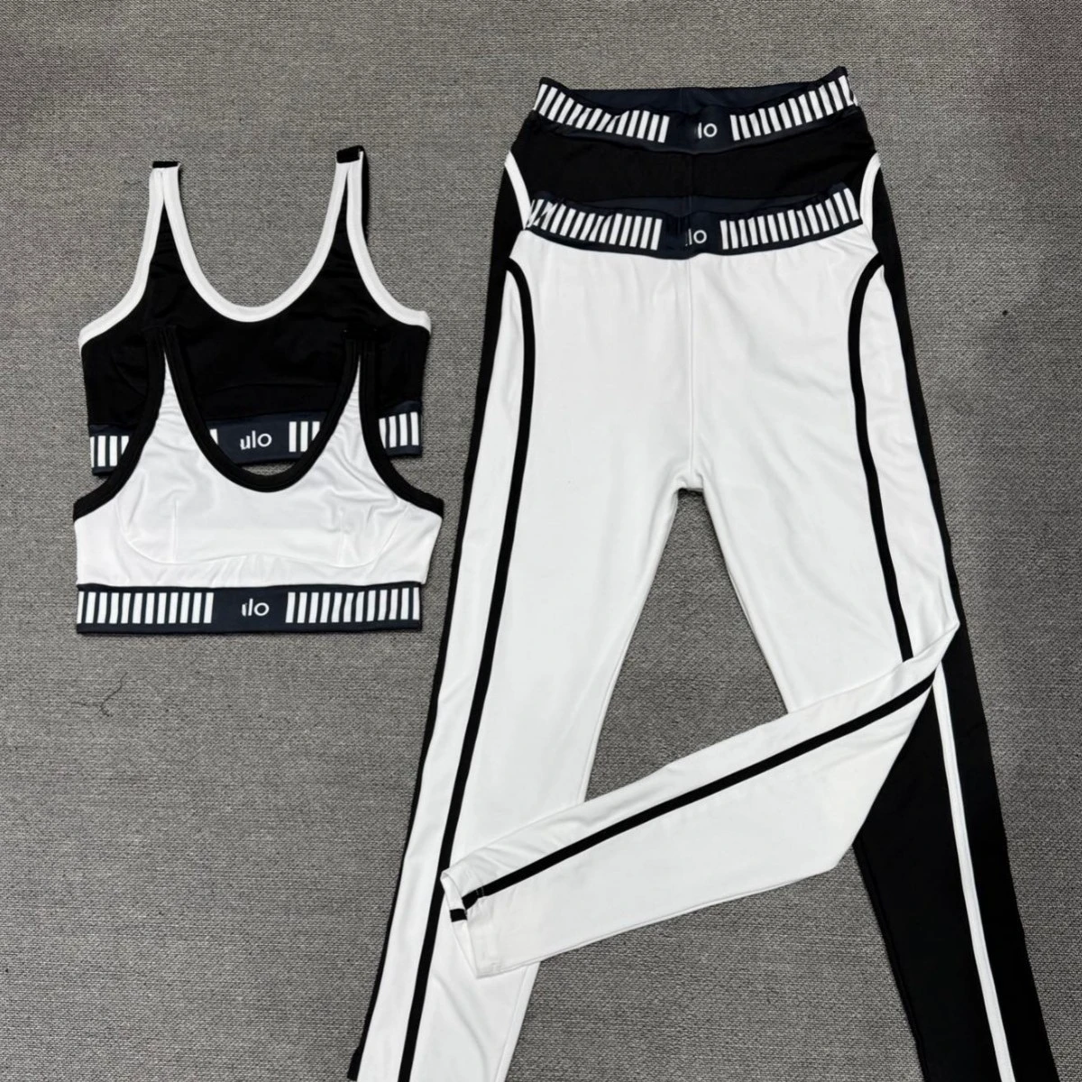 LYoga Suit 2-Piece Stripe Stitching Contrast Color Design Elongated Proportion High Elastic Quick-drying Vest