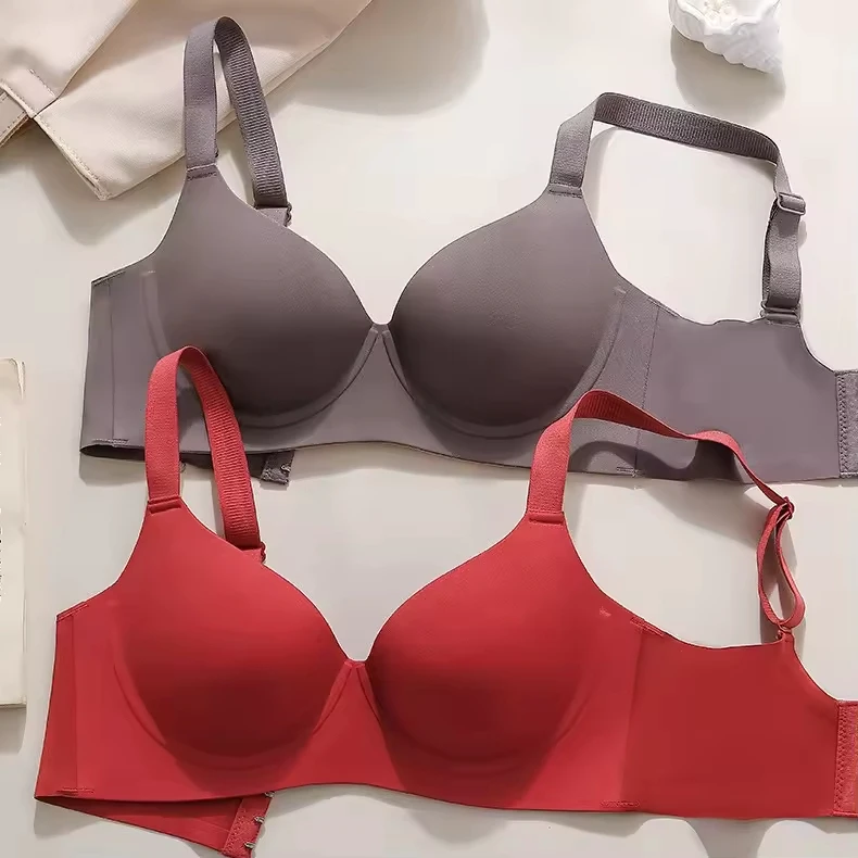 Customized logo Women's Large Cup Seamless Underwire Sport Bras High Lifting Support Power Push-up Comfortable Breathable Bra