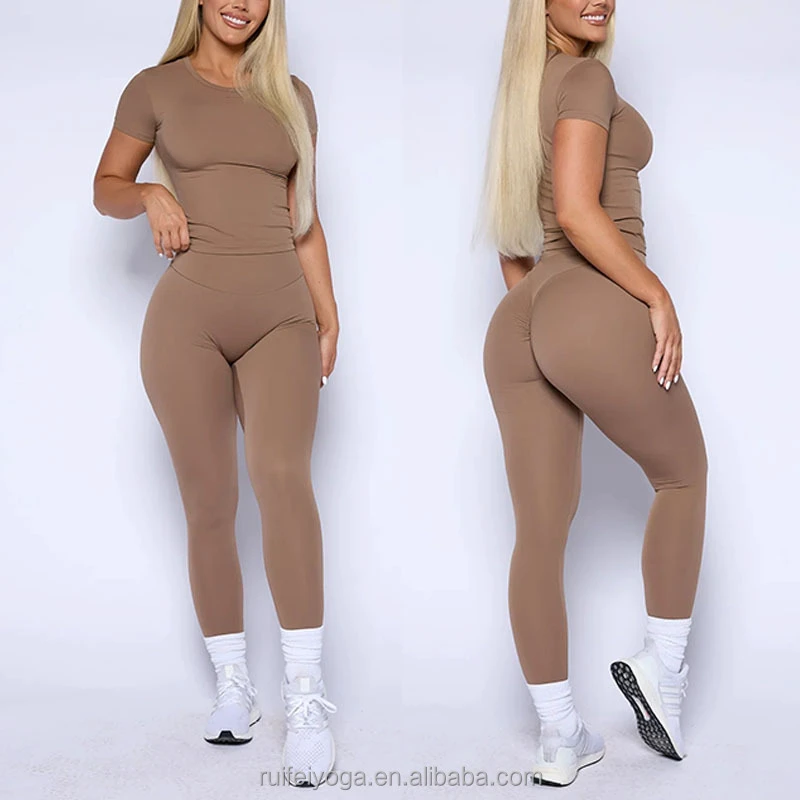 Wholesale Yoga Sports Compression T-shirt Running Gym Tops Fitness Women Activewear 2 Pieces Crop Tee Scrunch Butt Leggings Set