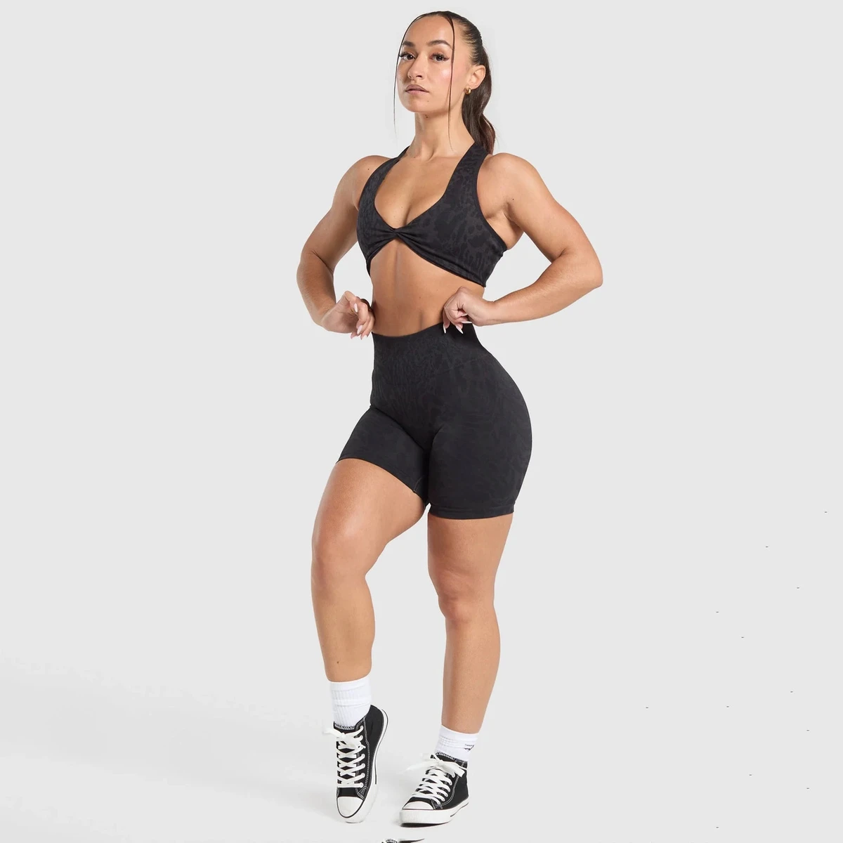 Lanyu Women's Reversible Yoga Sports Suit Custom Hollowed-Out Beautiful Back Leopard Print Twisted Cross Hip Lift Running Shorts