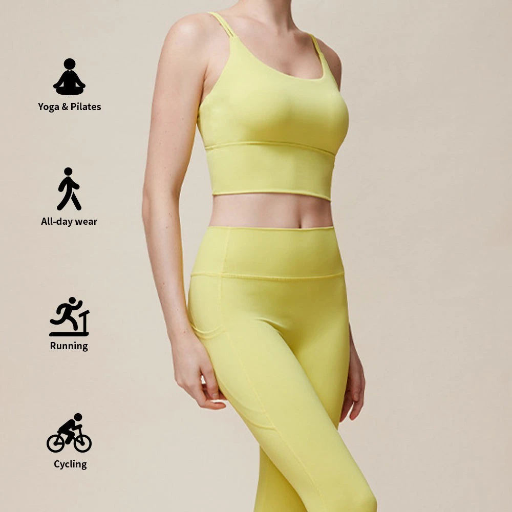 Women's Lightweight Spandex/Nylon Sports Bra Four-Way Stretch Breathable Quick Dry Fabric Medium Support for Yoga Gym Workouts