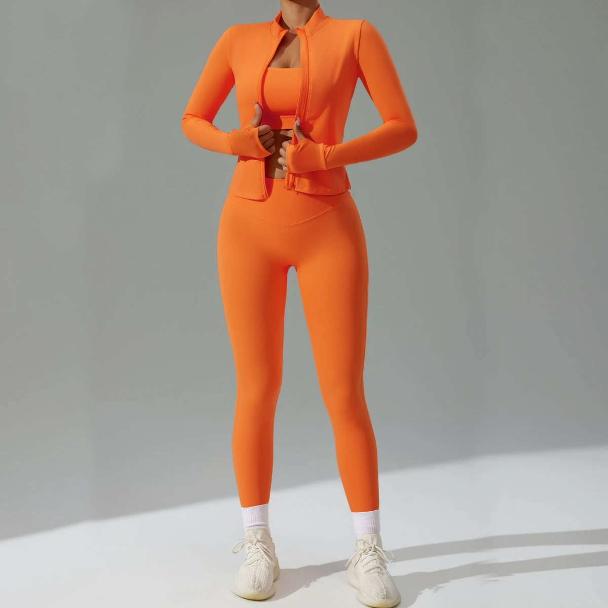 Wholesale Fitness 3 Piece Seamless Women Yoga Wear Set High Elastic Quick Dry Workout Clothing Running Sports Gym Fitness Set